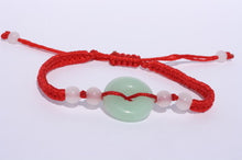 Load image into Gallery viewer, Mint Green Jade Disc Center Stone Bracelet
