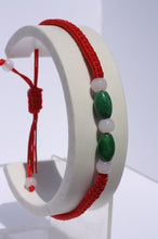 Load image into Gallery viewer, Emerald Green Jade Barrel Beads Bracelet
