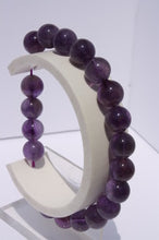 Load image into Gallery viewer, Purple Quartz Bead Bracelet
